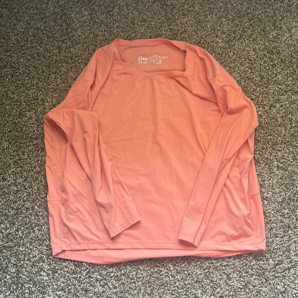 Zyia Medium Flamingo Pink long sleeve top